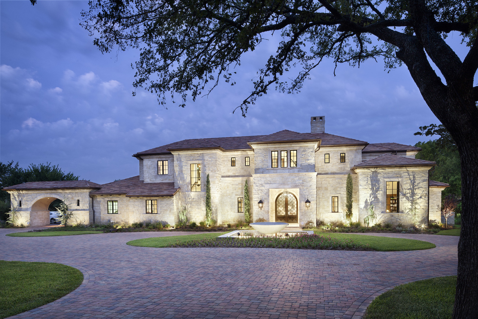 Elegance in Texas at the Southlake Residence by Jauregui Architects Elegance in Texas at the Southlake Residence by Jauregui Architects